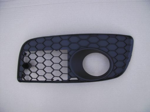 VW Golf MK5 2004-2008 New Front Bumper Corner Grille GTi LH