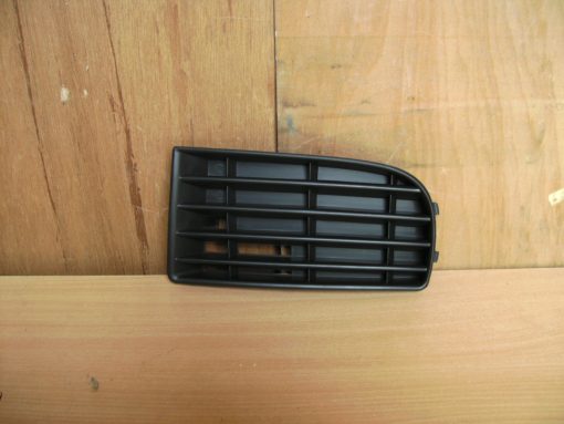 VW Golf MK5 2004-2008 New Front Bumper Corner Grille LH