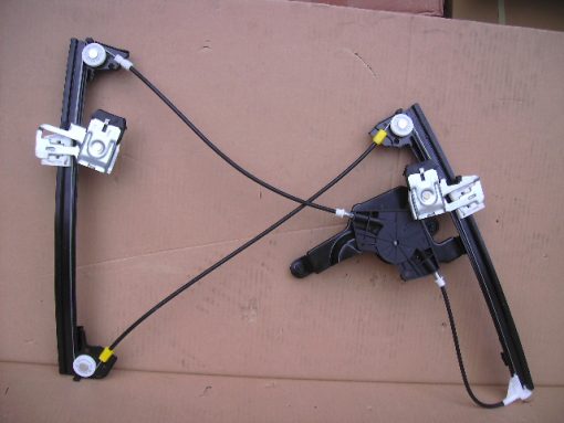 Octavia 1996-2005 NEW Front Electric Window Regulator RH