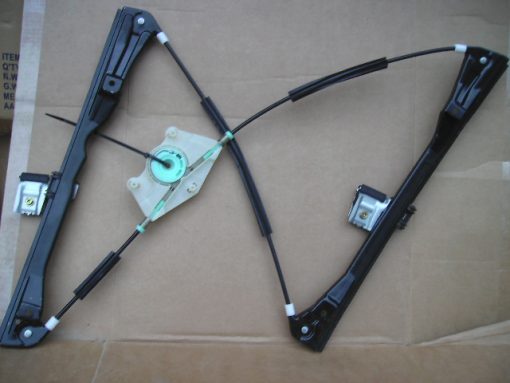 VW Golf MK4 1997-2003 NEW Front Electric Window Regulator RH