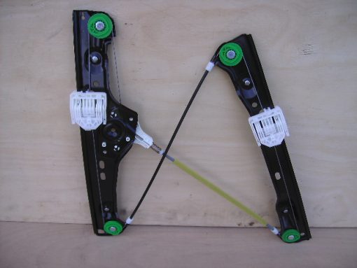 BMW E90 2005-2012 NEW Electric Front Window Regulator RH Saloon