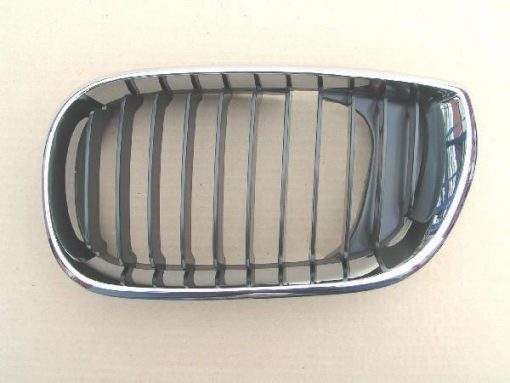 BMW E46 1998-2001 NEW Grille Sal/Est Black/Chrome LH