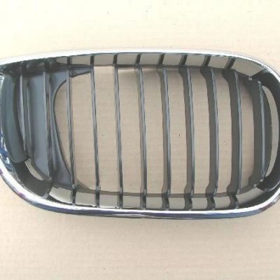 BMW E46 1998-2001 NEW Grille Sal/Est Black/Chrome RH