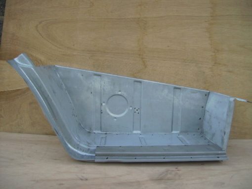 Mercedes 207-410 Bus NEW Front Doorstep LH