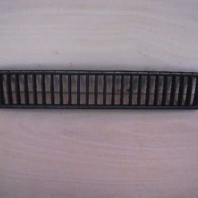 Skoda Fabia 2000-2004 NEW Bumper Centre Grille