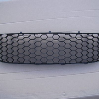 VW Golf MK5 2004-2008 New Front Bumper Centre Grille GTi