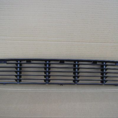 VW Polo 1994-1999 New Centre Bumper Lower Grille Saloon/Caddy