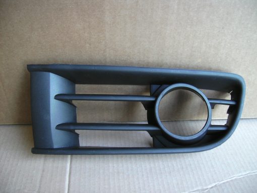 VW Polo 2002-2005 New Front Bumper Corner Grille LH Fog