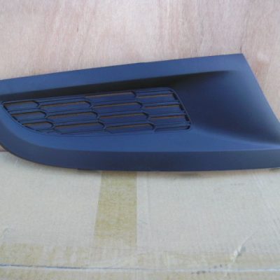 VW Polo 2009-On New Front Bumper Corner Grille RH