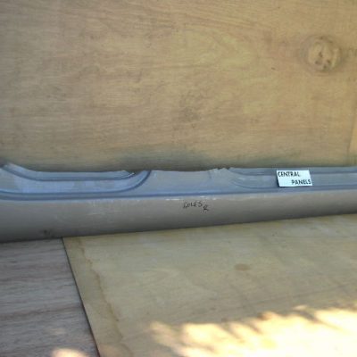 VW Golf MK5 2004-2008 New Full Sill RH 4 Dr gol5 004t