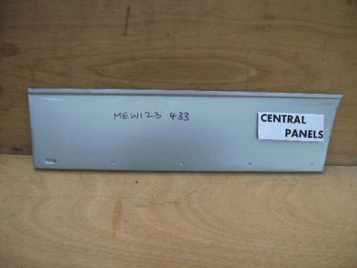 Merc 200/300 W123 1976-1985 NEW Rear Door Outer Repair LH 433