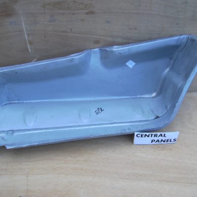 Sprinter 1995-2005 NEW Front Doorstep RH 056t