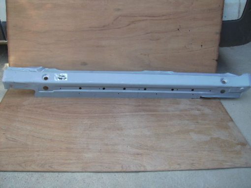 Merc E Class W210 1996-02 NEW Full Sill LH